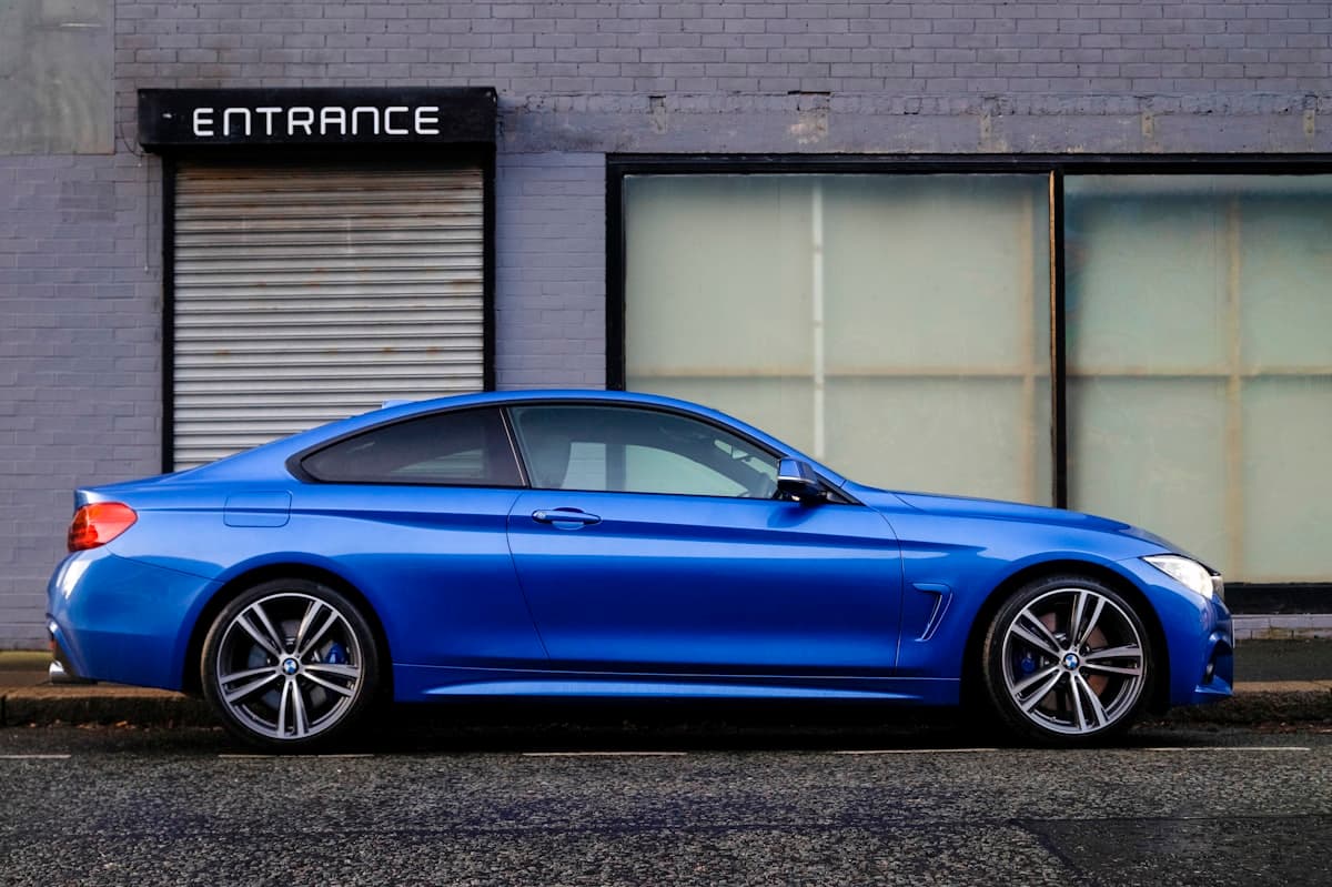 BMW 320i M Sport 2.0 Turbo — foto 2 de 4